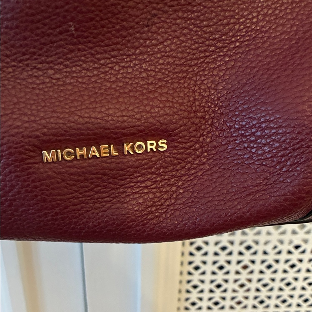 Michael Kors Burgundy Leather Crossbody Bag - Picture 2 of 10